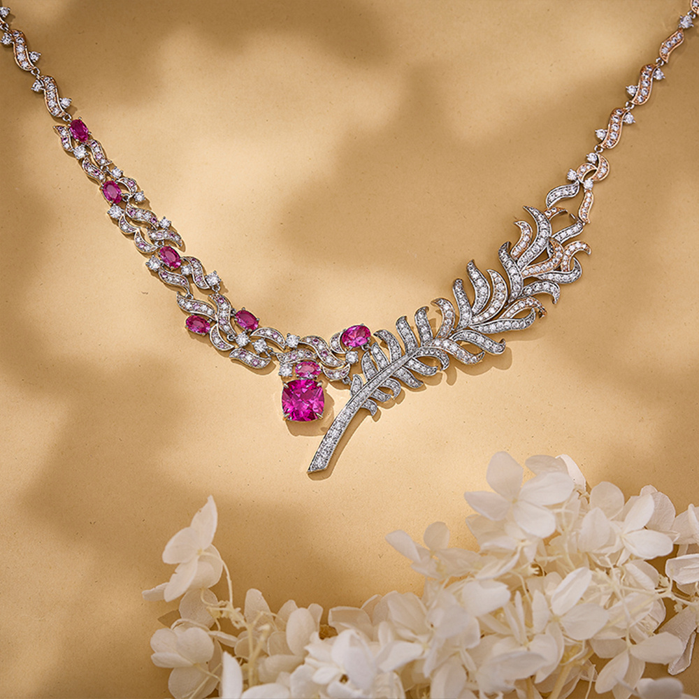 Double-Layer Feather Chain Necklace — 18K Plated